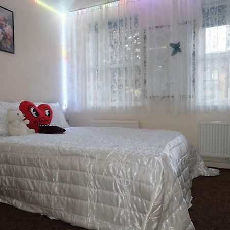 Dream Room Лондон Екстериор снимка