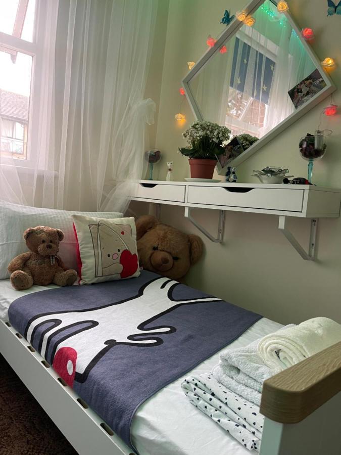 Dream Room Лондон Екстериор снимка